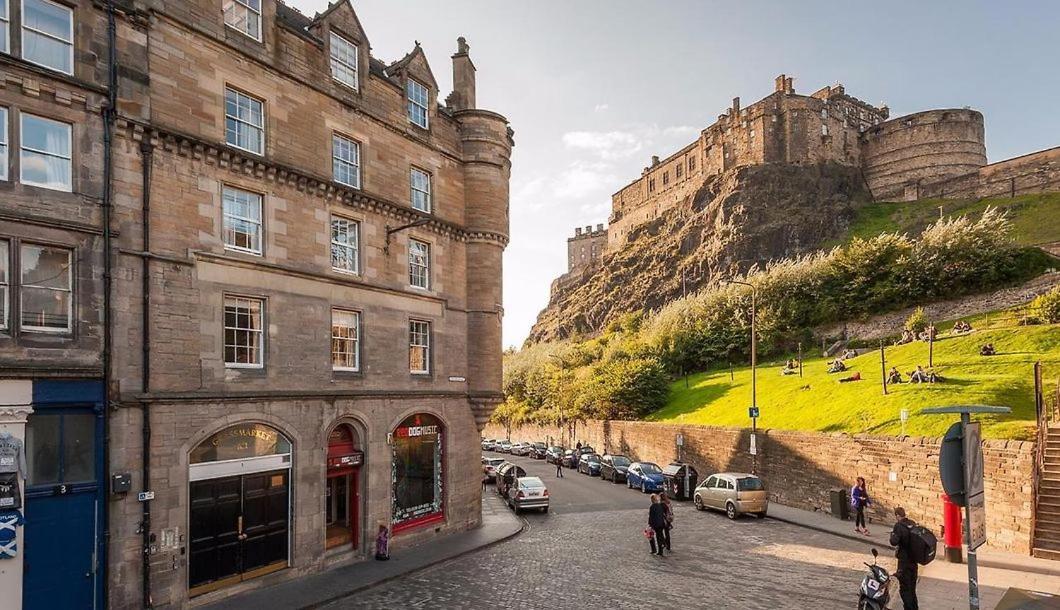 3 Bedrooms Flat In Central Edinburgh Old Town Sleeps 6 Bagian luar foto