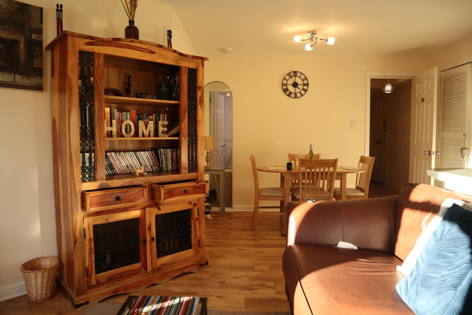 3 Bedrooms Flat In Central Edinburgh Old Town Sleeps 6 Bagian luar foto